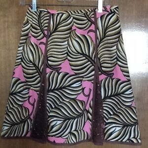 Cute Becky & Max skirt with beaded accent panels, size 4